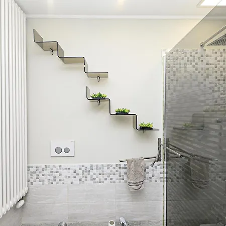 Girasole House By Ml White House * Genova